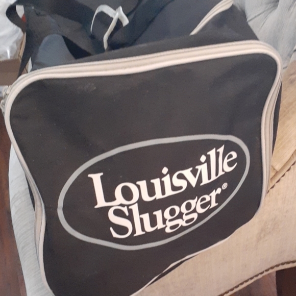 Louisville Slugger Duffel Bag - Picture 2 of 3